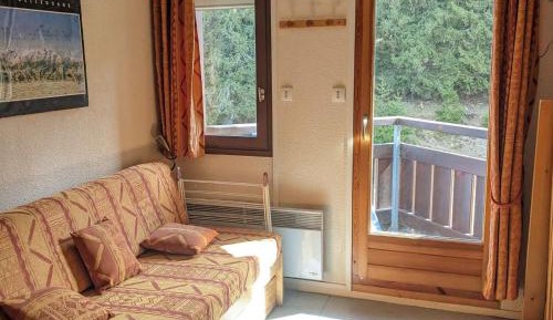 Apartment (3 Adults)