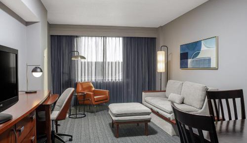 King Room with Sofa Bed and Roll-In Shower - Mobility/Hearing Accessible