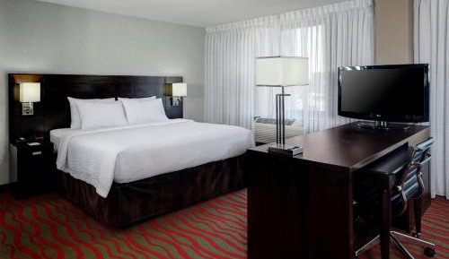 King Room with Sofa Bed