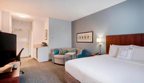 King Room with Sofa Bed