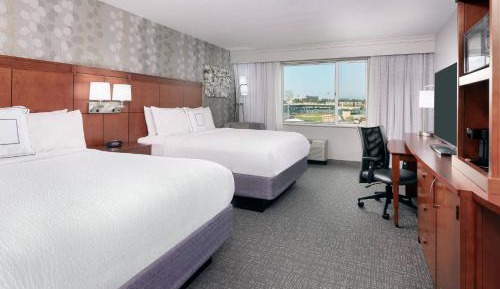 Executive Guest Room with Two Queen Beds