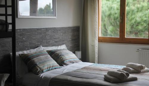 Quadruple Room with Private Bathroom