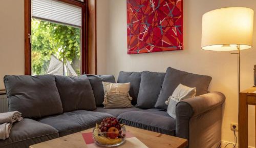 Superior One-Bedroom Apartment