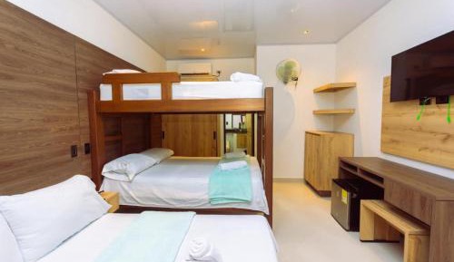 Deluxe Family Room