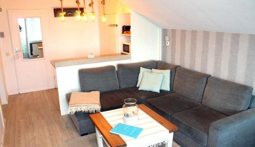 One-Bedroom Apartment with Sea View