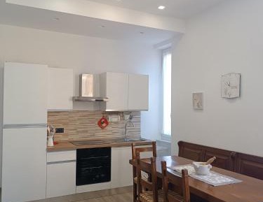 One-Bedroom Deluxe Apartment