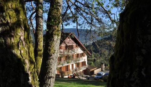 Three-Bedroom Cottage