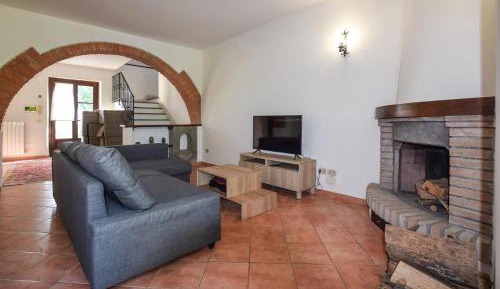 Three-Bedroom Vacation Home 