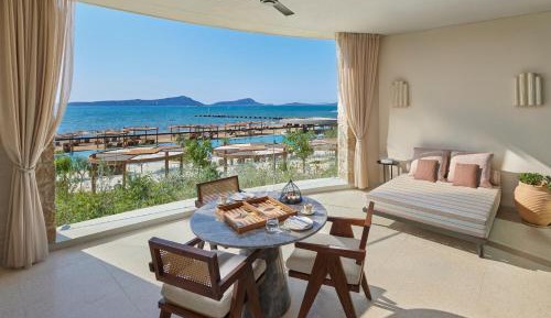 Beach Club Junior Suite King or Twin   