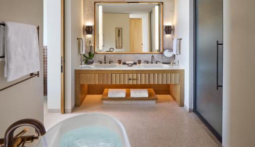 Interconnecting Beach Club Junior Suites