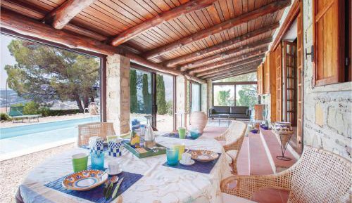 Four-Bedroom Holiday Home
