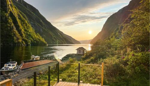 Five-Bedroom Holiday Home