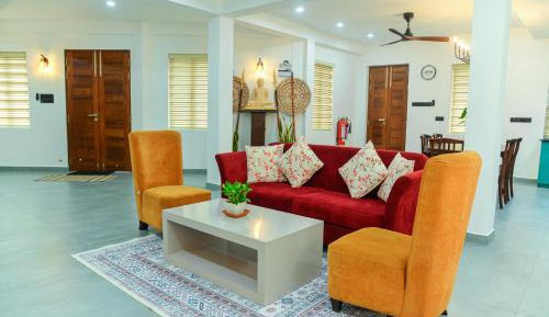 One-Bedroom Apartment with Sea View and Balcony