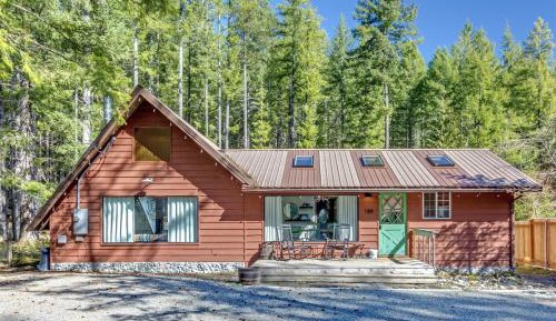 Two-Bedroom Holiday Home
