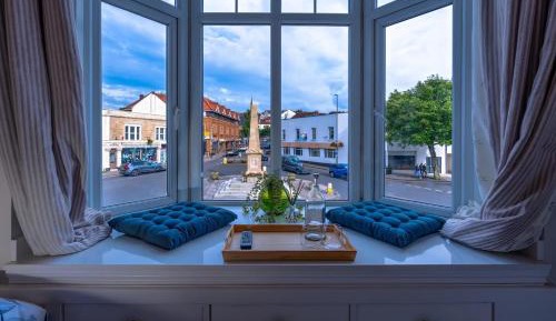 Three-Bedroom Premium Apartment