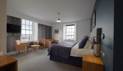 Family Room with Sea View