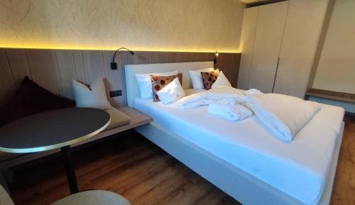 Junior Suite with Mountain View