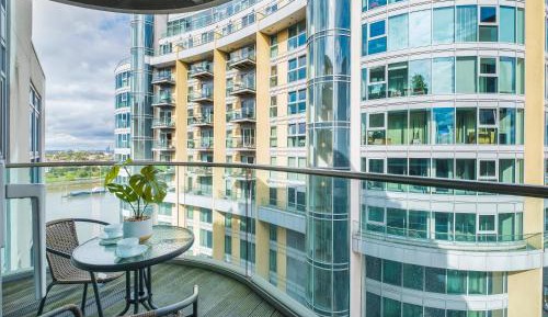 One-Bedroom Apartment with River View