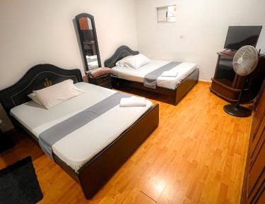 Quadruple Room with Private Bathroom