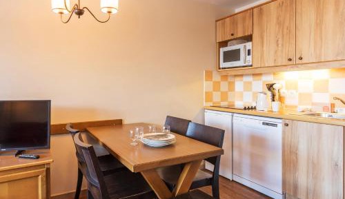Studio with Sleepling Alcove (4 People)