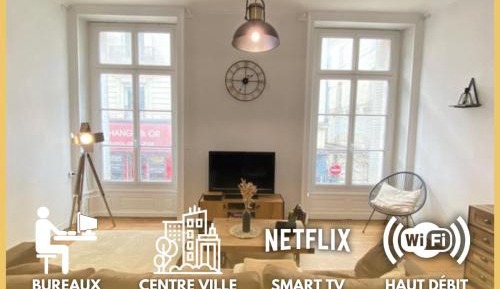 Four-Bedroom Deluxe Apartment