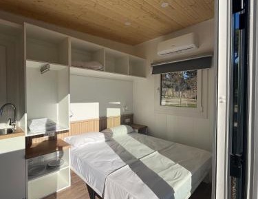Bungalow with Garden View