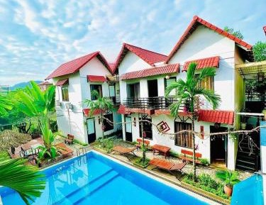 Family Room with Garden View