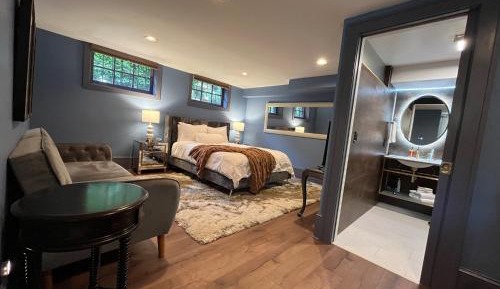 Queen Suite