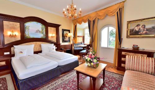 Double Room Seaview Historical