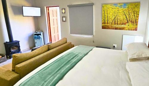 Standard Queen Room