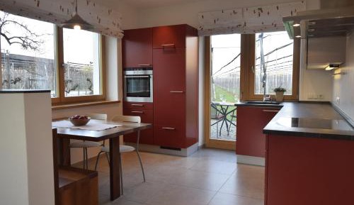 Superior One-Bedroom Apartment