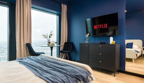 Superior Apartment with City View