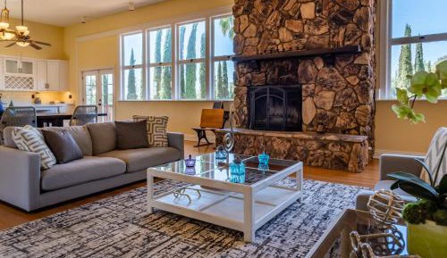 Four-Bedroom Vacation Home
