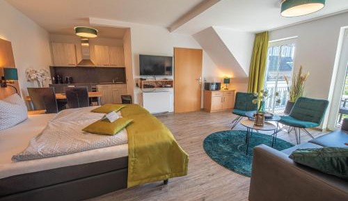 Studio Apartment (2 Adults)