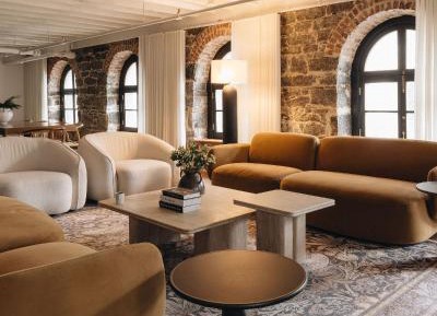 Two Story Penthouse Apartment (Parking Included)