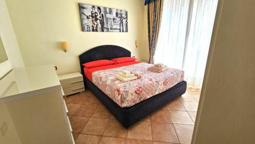 Two-Bedroom Apartment with Balcony