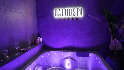 One-Bedroom Apartment with Spa Bath