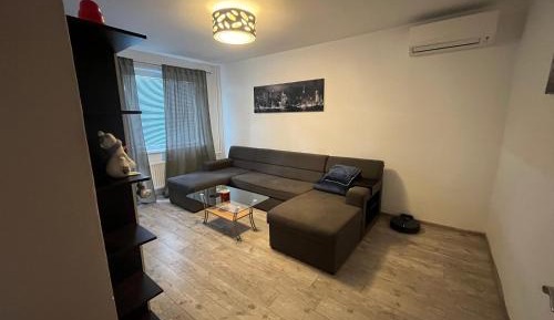 One-Bedroom Apartment - Non-Smoking