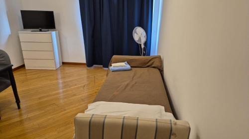 Room #8333623