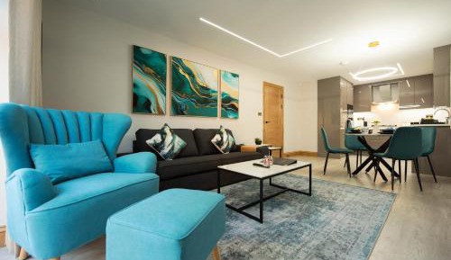 Two-Bedroom Deluxe Apartment
