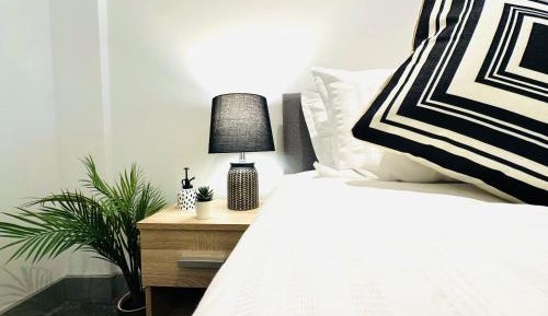 Deluxe One-Bedroom Apartment with City View