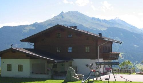 Two-Bedroom Holiday Home