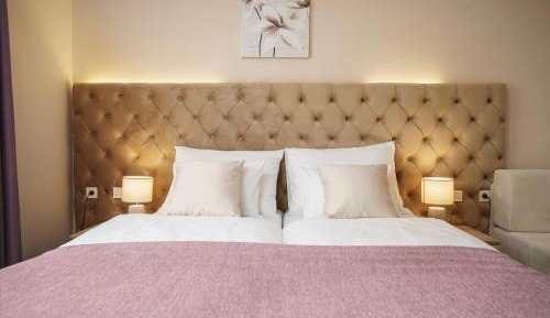 Superior Double or Twin Room with Terrace