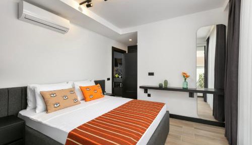 Deluxe Family Suite