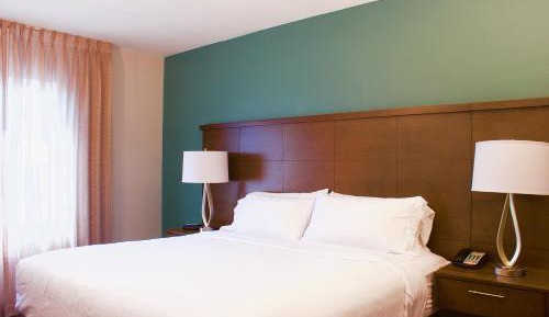 Two-Bedroom Suite - Disability Access/Non-Smoking