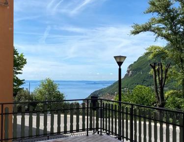 Double Room with Lake View