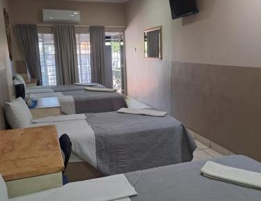 Quadruple Room with Private Bathroom