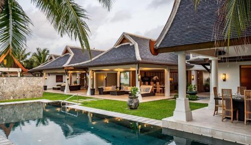Seven-Bedroom House