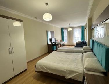 Deluxe Quadruple Room - Annex