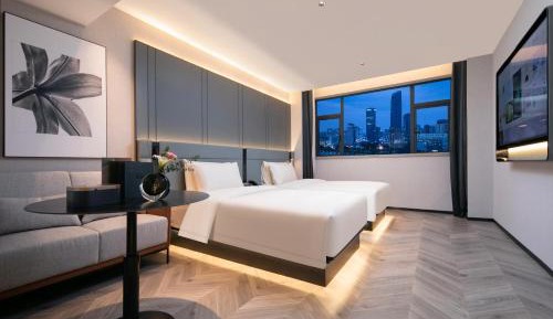 Jimu Twin Room with River View